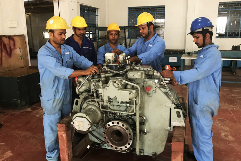 Ship repair, gearbox dynatron services